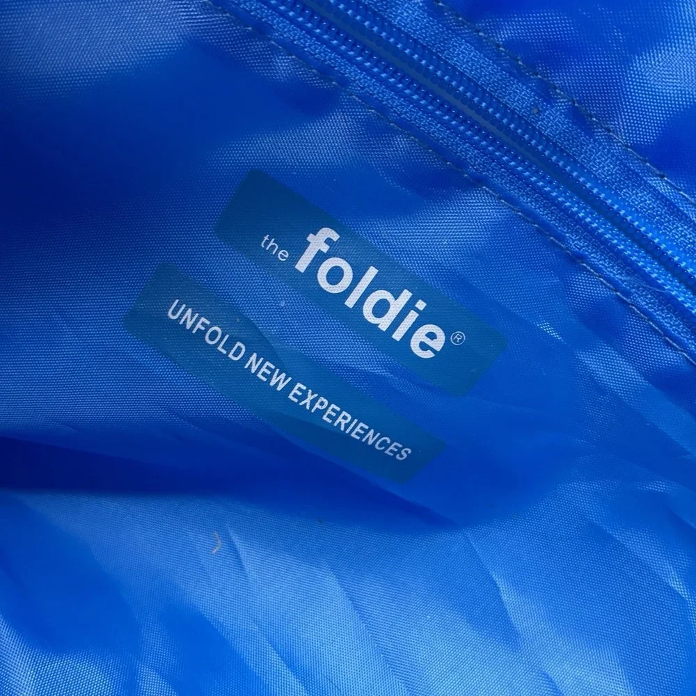 The Foldie 40L Travel Bag Carry On Expandable Azure Blue Weekender Tote NWT